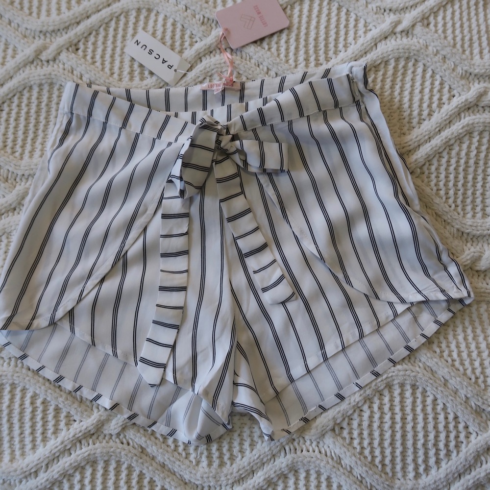 Lottie moss striped shorts